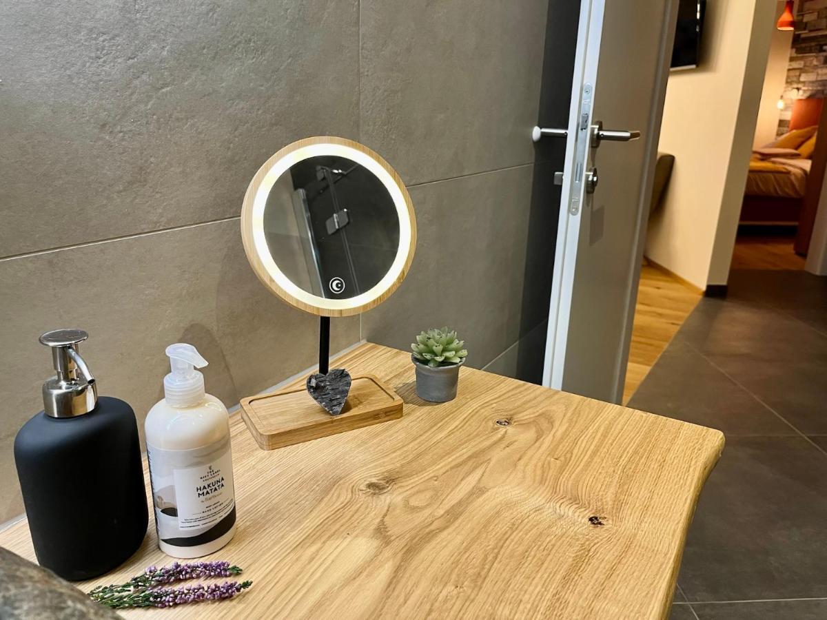 Alpin Art Appartements Грьобминг Екстериор снимка